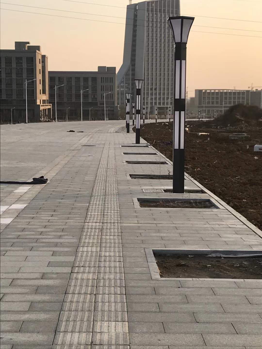LED路燈、庭院燈、景觀(guān)燈_ led路燈價(jià)格